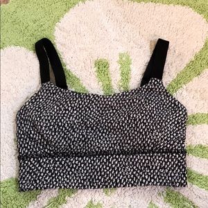 NWOT Lululemon sports bra size 2